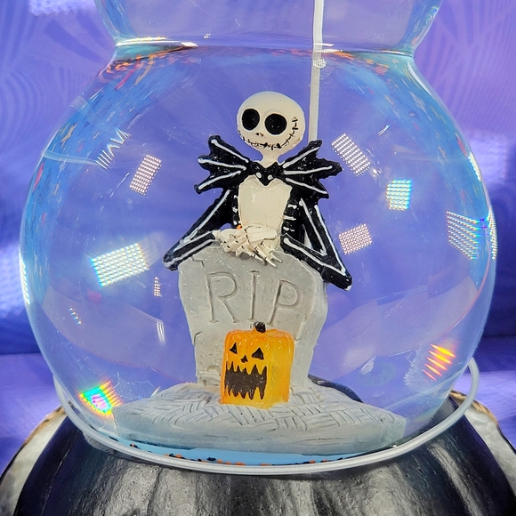 Disney Nightmare Before Christmas Zero & Jack 7.5" Light Up Musical & Waterglobe - Picture 8 of 10